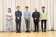 左から幸田浩子、阪哲朗、野村萬斎、福井敬、藤木大地。