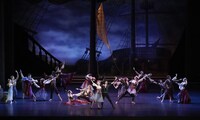 NBAバレエ団「海賊」より。