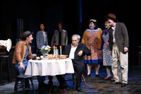 文学座公演「地獄のオルフェウス」より。（撮影：宮川舞子）