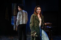 文学座公演「地獄のオルフェウス」より。（撮影：宮川舞子）