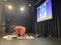 ソロイベント「将道」で得意の書道を生披露した陳内将。