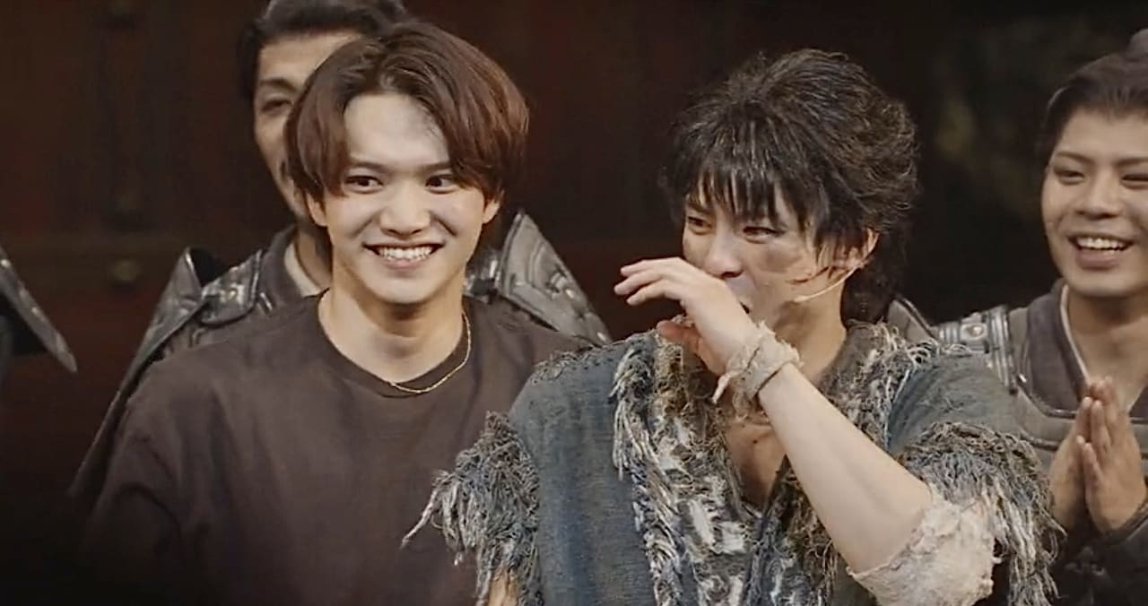 左から三浦宏規、高野洸。(c)原泰久 / 集英社 - 三浦宏規・高野