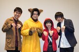 左から寺山武志、冨岡健翔（ジャニーズJr.）、上原剣心（Go!Go!kids / ジャニーズJr.）、畑雅文。