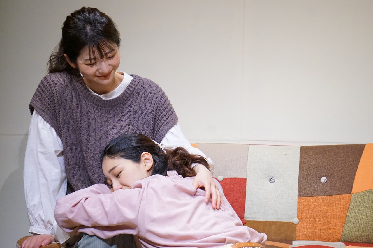 同性カップルの“なんの変哲もない”愛の物語、OrgofA「虹より高く、あざやかに」開幕