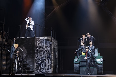 「BACKBEAT」より。（撮影：岡千里）