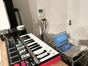 山本卓卓ソロ企画「キャメルと塩犬」より。