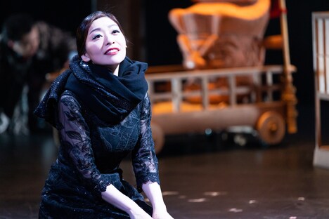 木ノ下歌舞伎「糸井版 摂州合邦辻」より。（撮影：前澤秀登）