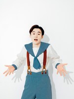 歌川翔太扮するフリッツ。（撮影：斎藤弥里）