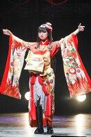 「DOLL」より。（撮影：立川賢一）