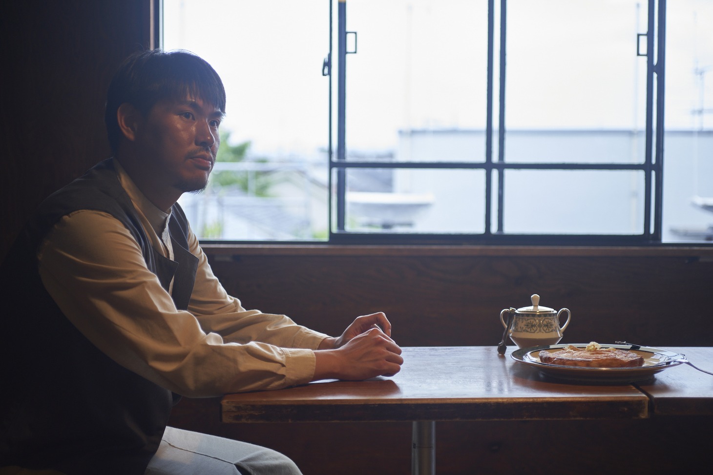 「地の果てのクイニーアマン」より。（撮影：小泉創）