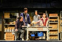 COCOON PRODUCTION 2023「パラサイト」より。（撮影：細野晋司）