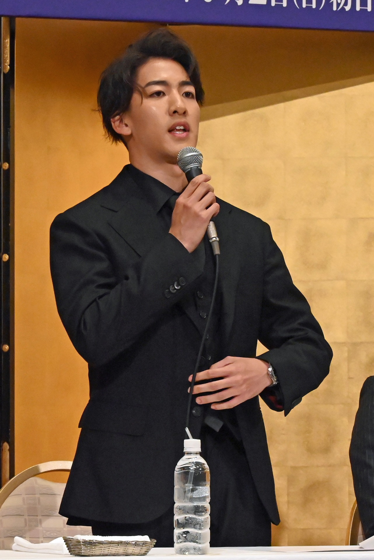 尾上右近