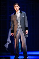 「ミュージカル『FACTORY GIRLS～私が描く物語～』」より。