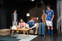 ヨルノサンポ団の前回公演「オーバーラップ」より。