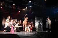 新宿梁山泊 第74回公演 テント版「少女都市からの呼び声」より。