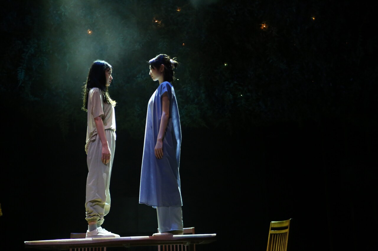 リアリティとファンタジーが混ざり合った2時間、ピンク・リバティ「点滅する女」開幕