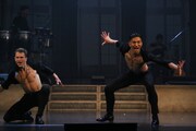 「バーン・ザ・フロア BE BRAVE. TOGETHER.」より。(撮影:阿久津知宏)
