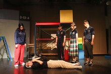 かるがも団地5周年企画 第1弾 第7回本公演「M.O.S.ヤングタウン」より。（撮影：古戸森陽乃）