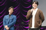 左から加藤和樹、ソン・シギョン。