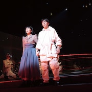 “妄想”と“うつつ”が入り混じる…高橋一生ら出演、NODA・MAP「兎、波を走る」開幕