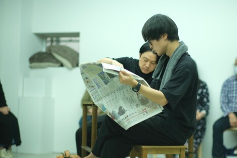 ゼロコ パフォーマンスライブ「モノノメ」2022年公演より。（撮影：明石真由美）