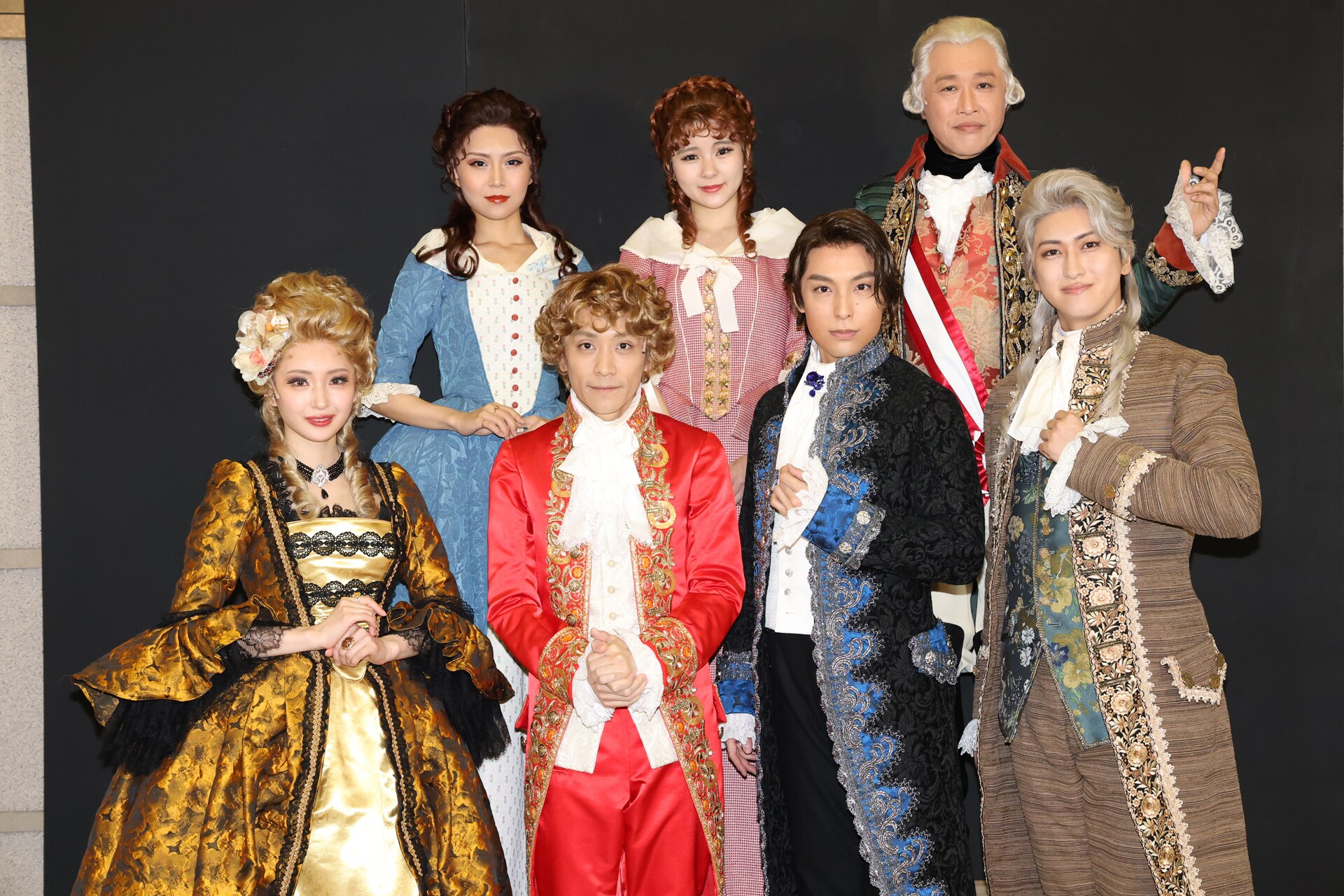 海宝直人の色男ぶりが見どころ？音楽劇「ダ・ポンテ」開幕を前に出演者
