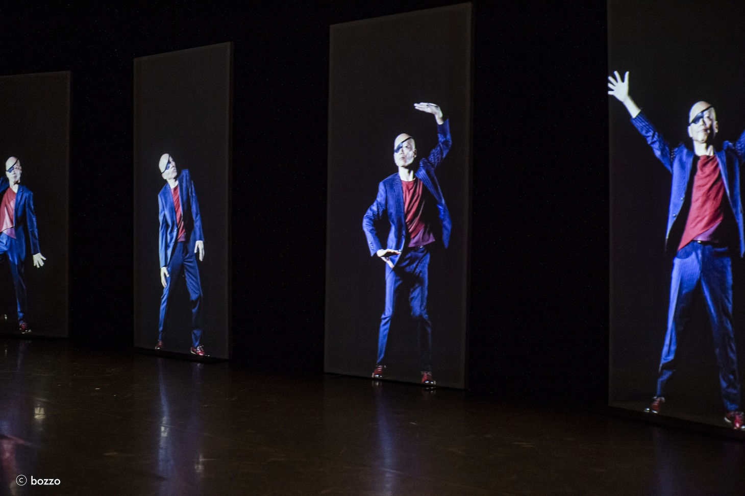 伊藤キム ソロダンス「ダミーズ」より。(c)bozzo