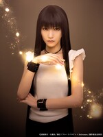 野口衣織扮する草摩依鈴。