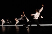 「Floating Field」より。（撮影：遠藤龍）