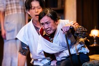 タカハ劇団「おわたり」より。（撮影：塚田史香）