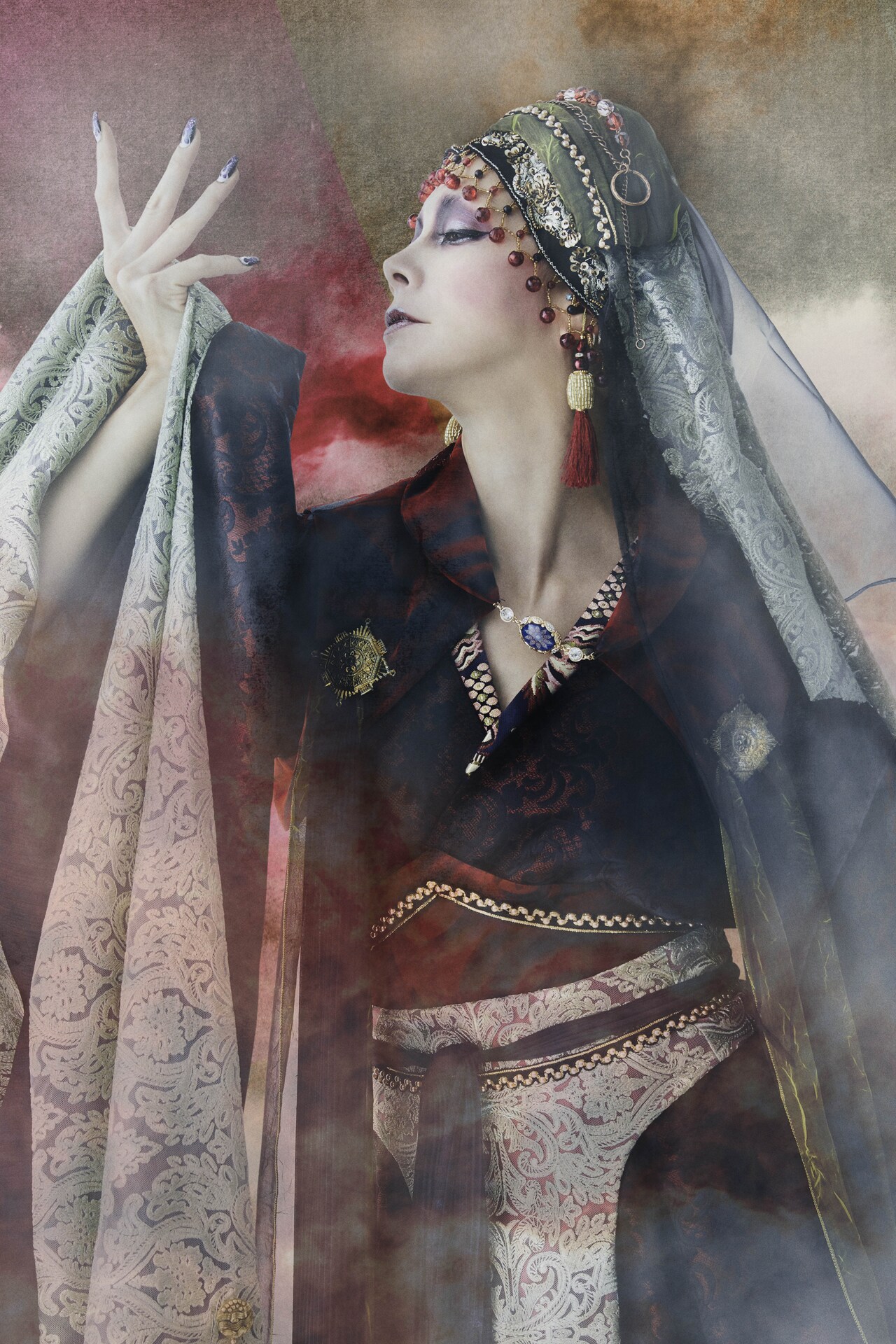 土屋アンナがイーヴリン、三浦涼介がバルテルミーに！サガステ新ビジュアル解禁