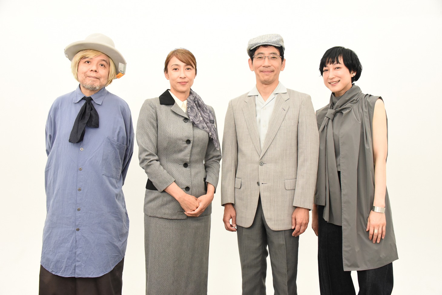左からケラリーノ・サンドロヴィッチ、水野美紀、野間口徹、緒川たまき。