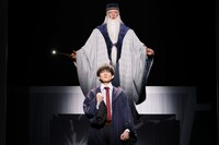 「『マッシュル-MASHLE-』THE STAGE」より。