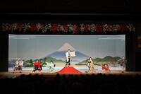 「吉例寿曽我」の様子。