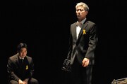 劇団青年座 第252回公演「黄色い封筒」より。(撮影:坂本正郁)