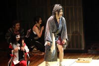 悪童会議 旗揚げ公演「いとしの儚」より。