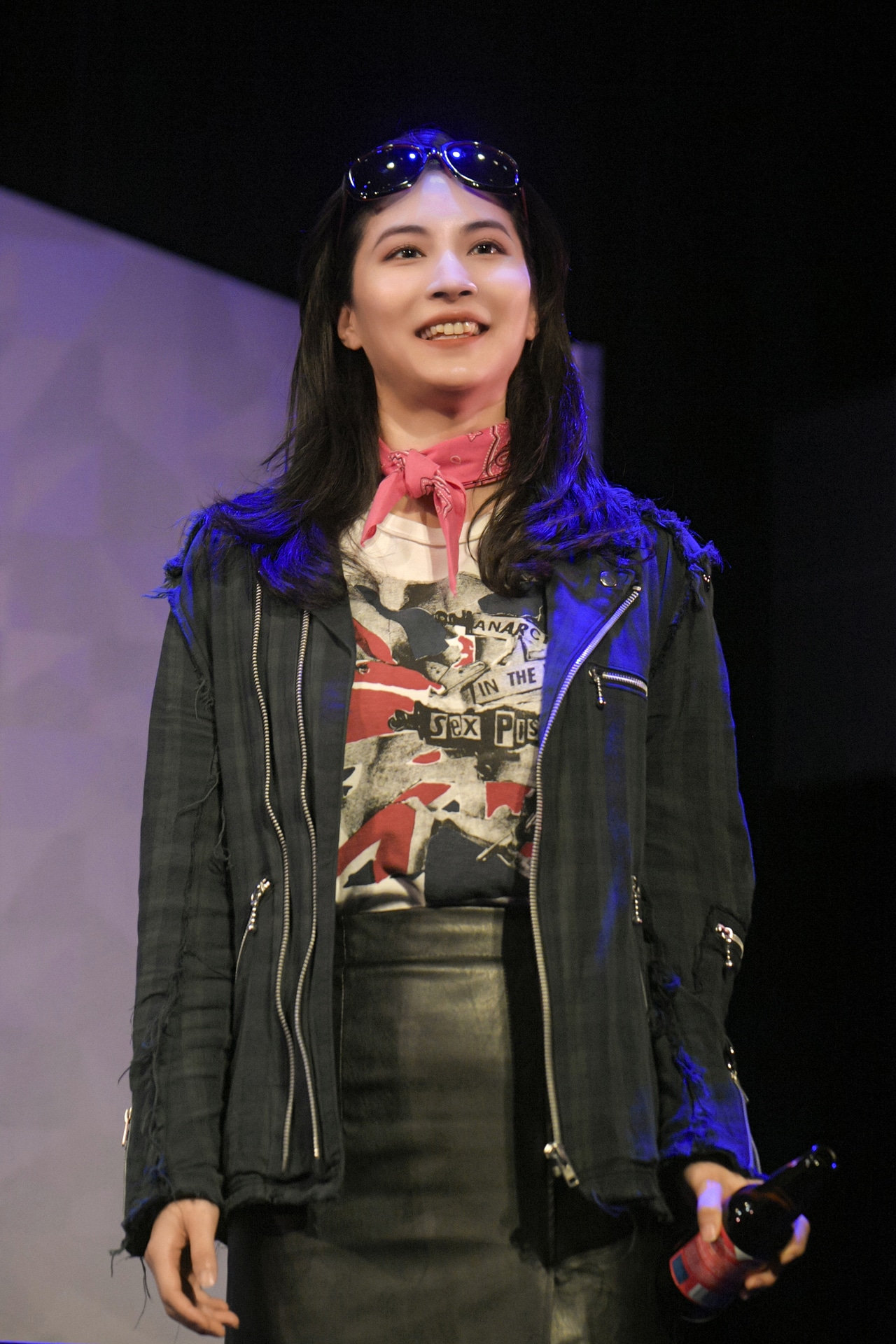 「トレンディは突然に」より。（撮影：鏡田伸幸）
