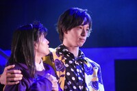 「トレンディは突然に」より。（撮影：鏡田伸幸）