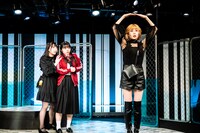 ムシラセ 第13回公演「『つやつやのやつ』と『ファンファンファンファーレ！』」より。（撮影：塚田史香）