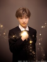 陣慶昭扮する草摩燈路。