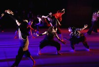 Baobab 第15回本公演 Re:born project vol.7+8「ボレロ -或いは、熱狂。」より。（撮影：大洞博靖）