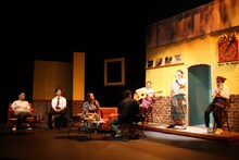 札幌演劇シーズン2023夏参加作品 札幌ハムプロジェクト 公演「黄昏ジャイグルデイバ」より。