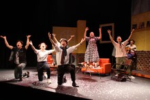 札幌演劇シーズン2023夏参加作品 札幌ハムプロジェクト 公演「黄昏ジャイグルデイバ」より。