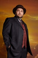 勝矢の扮装ビジュアル。（Photo by Leslie Kee）