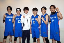 左から太田将熙、糸川耀士郎、平野良、橋本祥平、梅津瑞樹、吉高志音。