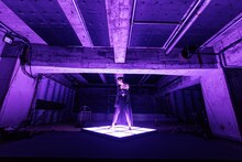 ルサンチカ「殺意（ストリップショウ）」より。（Photo by manami tanaka）