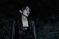 ルサンチカ「殺意（ストリップショウ）」より。（Photo by manami tanaka）