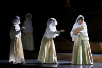 asatte produce「ピエタ」より。（撮影：山崎伸康）