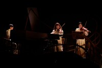 asatte produce「ピエタ」より。（撮影：山崎伸康）