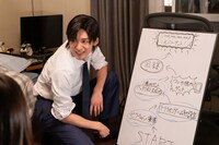 「トリリオンゲーム」に出演する目黒蓮。(c)TBS